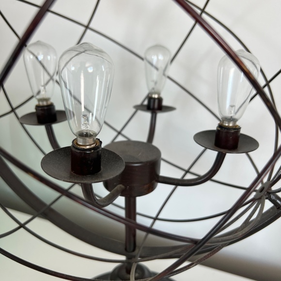 Light - Picture 2 of 3